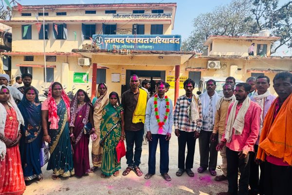 Example of democracy in Chhattisgarh: Sarpanch and 10 Panch elected unopposed in this Gariaband village.